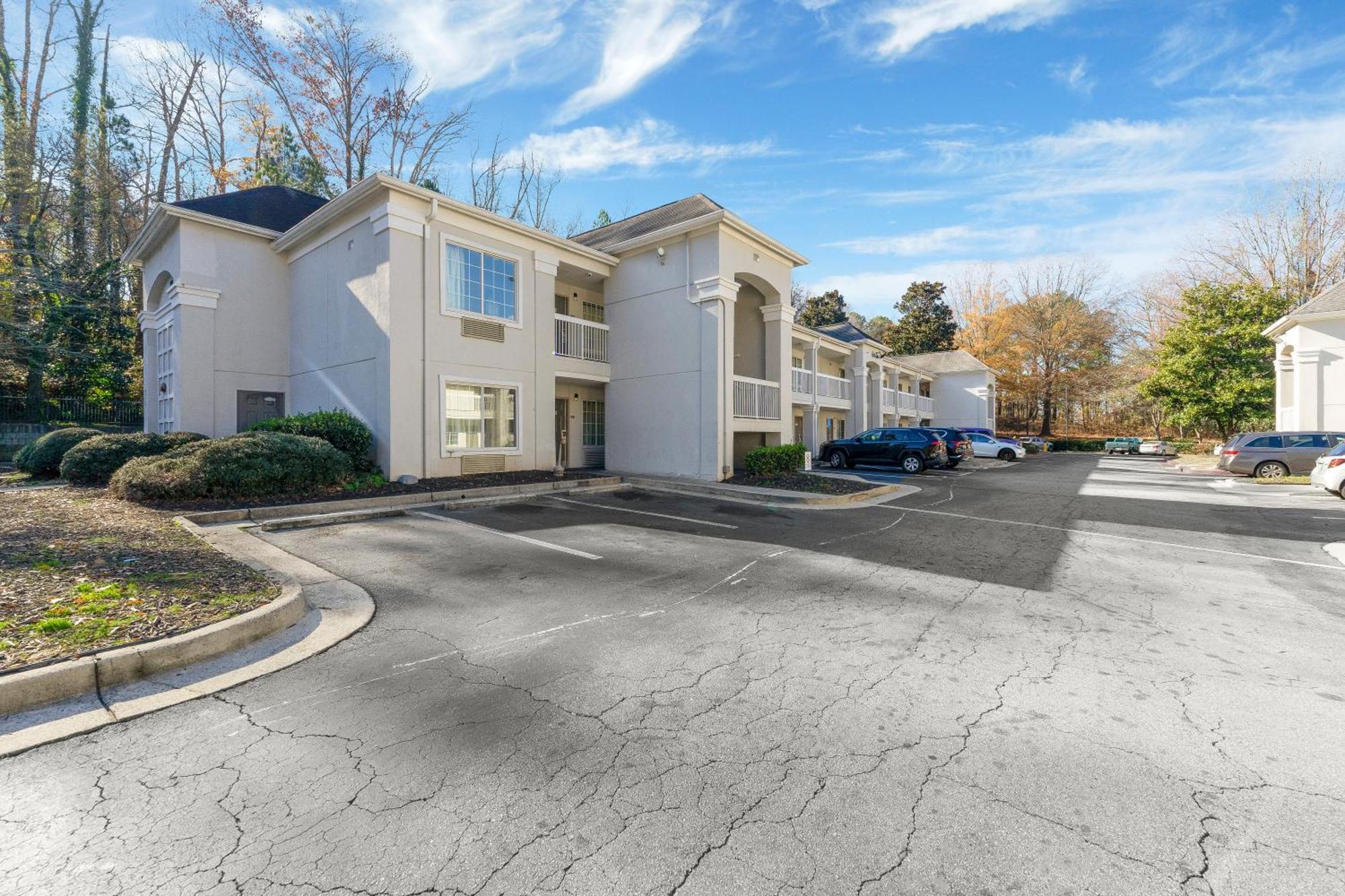 6-tucker, Ga - Atlanta Northlake Hotel 2*
